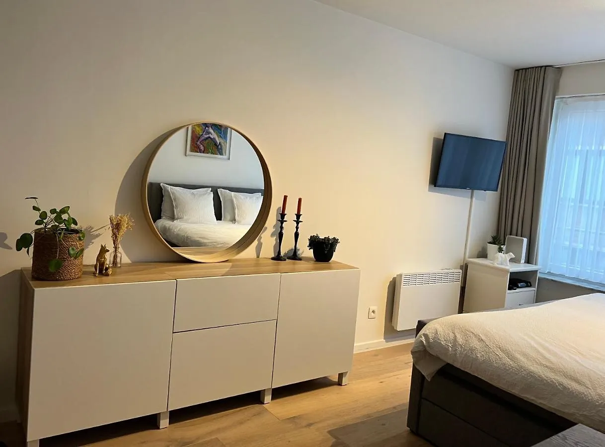 Cosy Studio Testerep , Newly Renovated Oostende